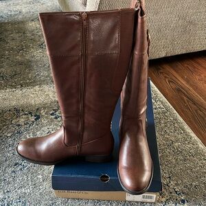 NWT AND BOX Bass Tall Riding Boots